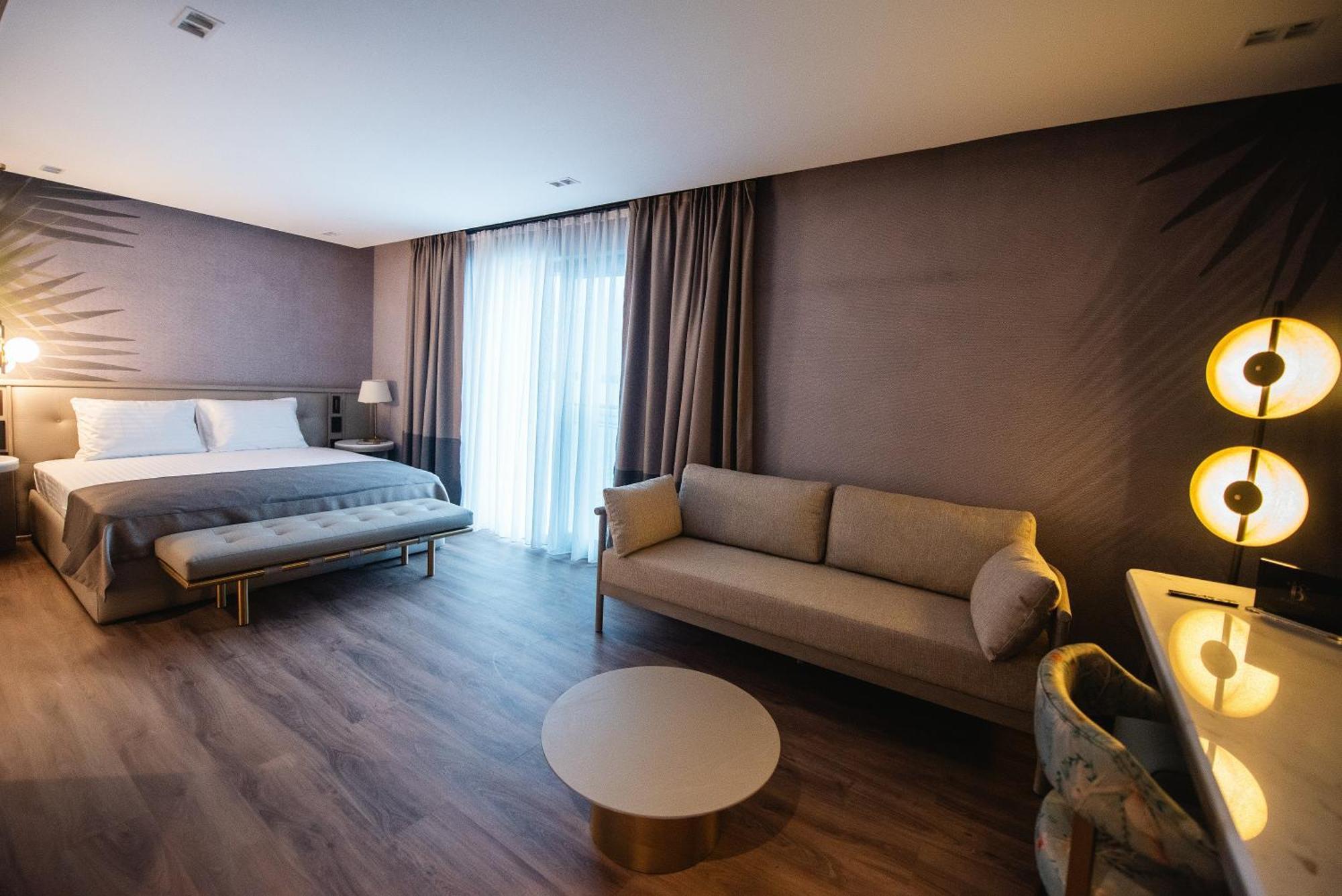 Belinda Hotel Mamaia Adults Only מראה חיצוני תמונה