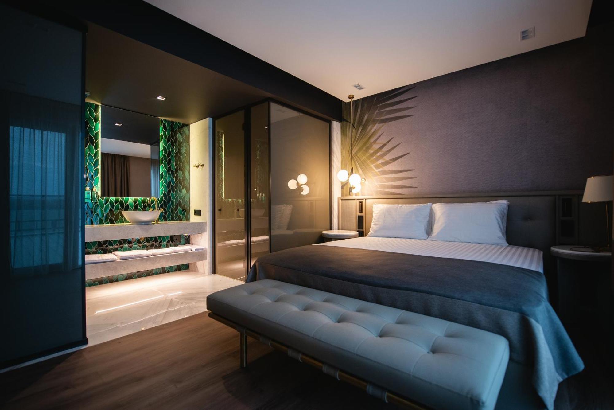 Belinda Hotel Mamaia Adults Only מראה חיצוני תמונה