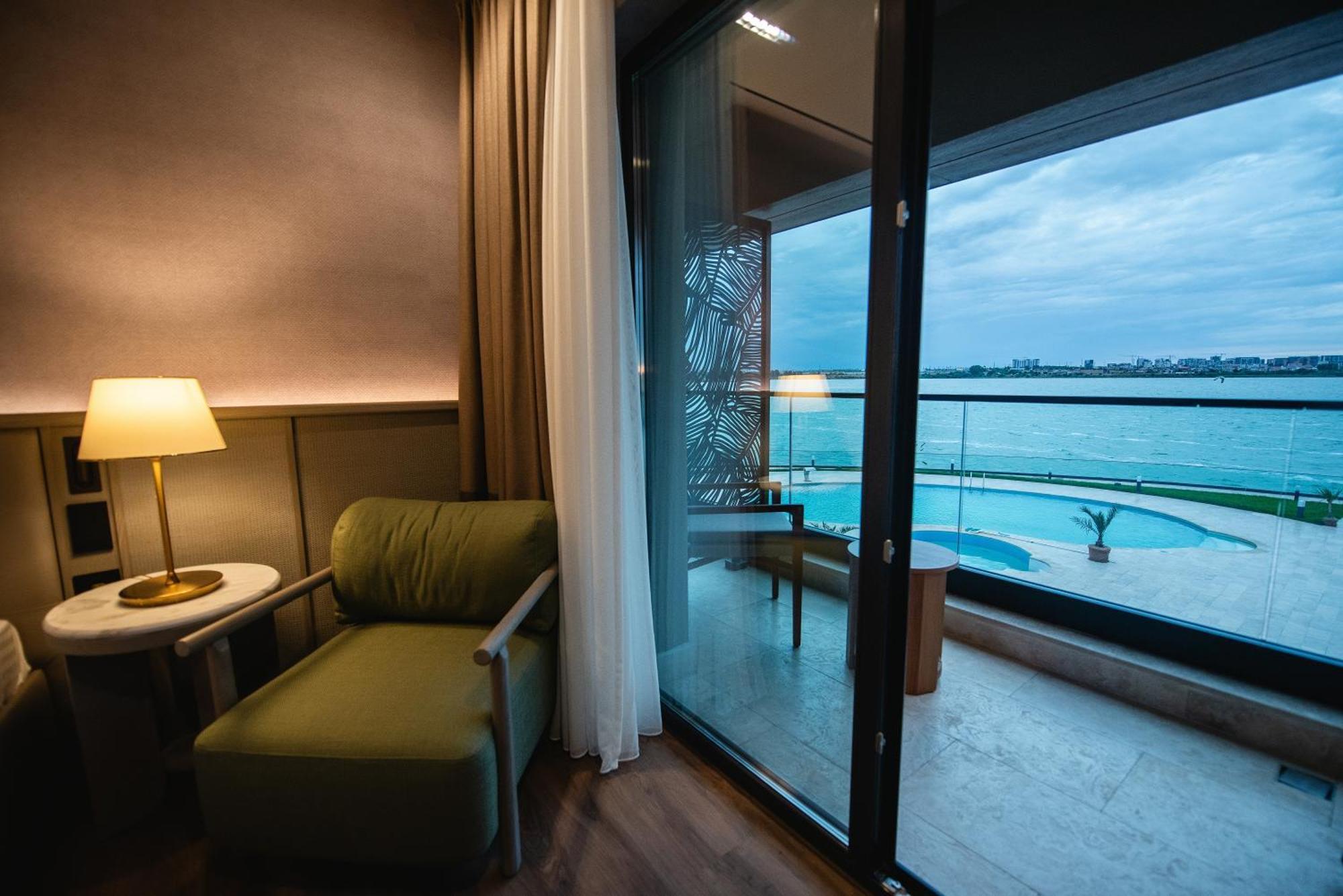 Belinda Hotel Mamaia Adults Only מראה חיצוני תמונה