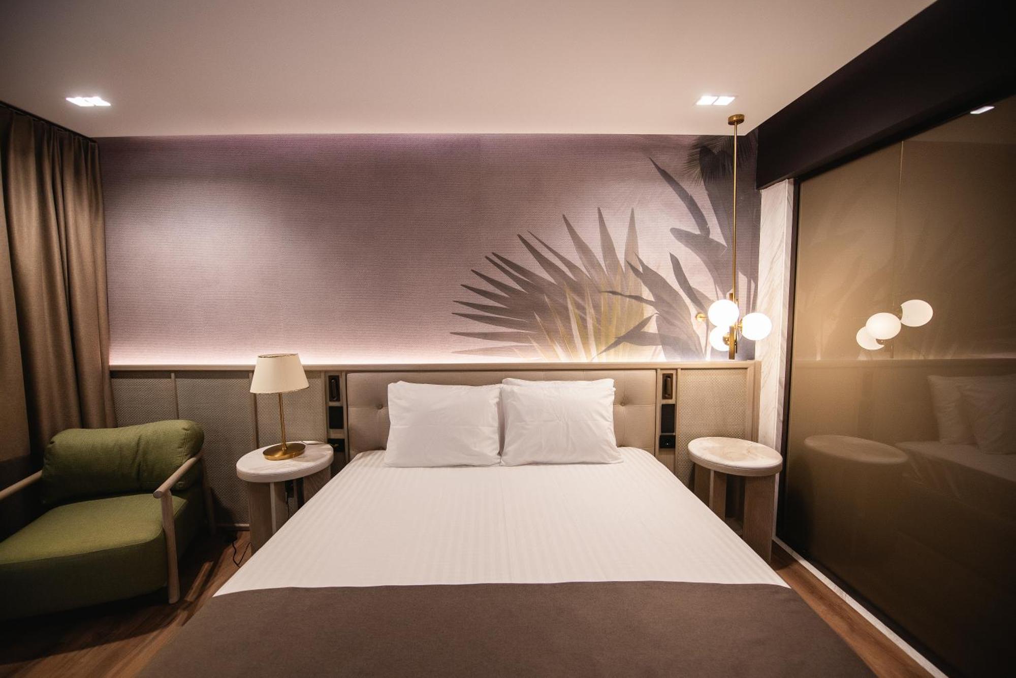Belinda Hotel Mamaia Adults Only מראה חיצוני תמונה